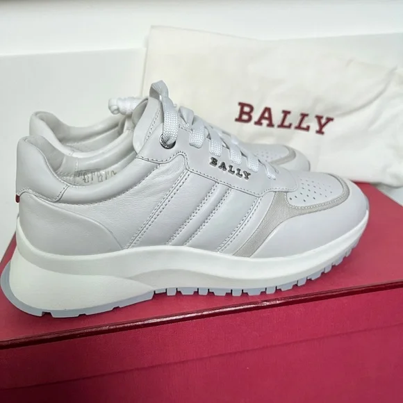 Bally Classic White Leather Sneakers - Picture 3 of 17